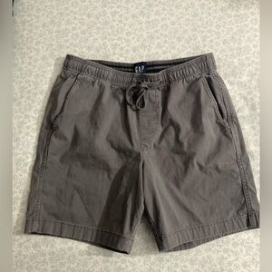 Gap Men Shorts  Gray Pull-on Short Casual 7" Inseam Size: Small